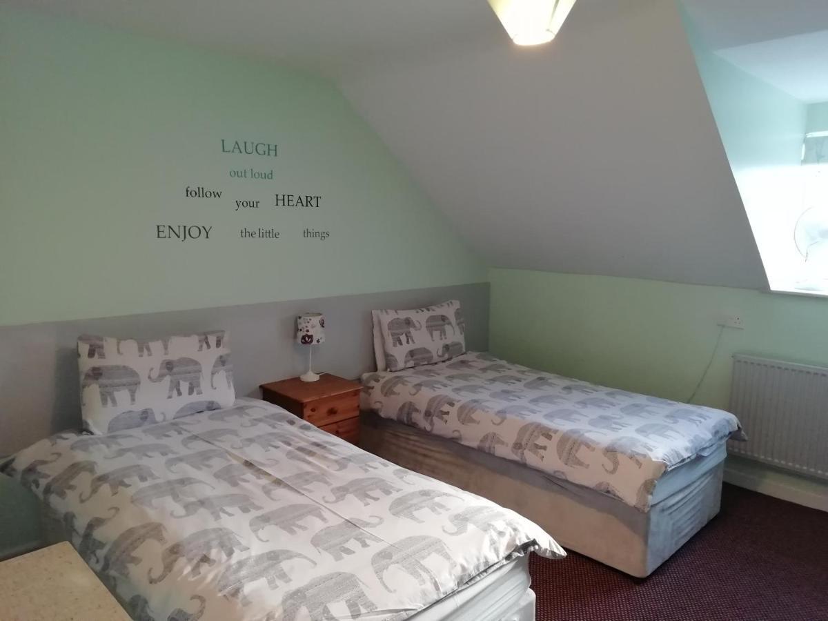 The River House Dungloe Luaran gambar